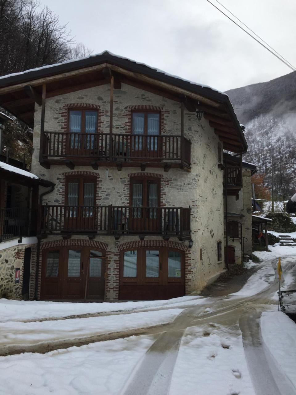 B&B Vinicola23 リモーネ・ピエモンテ エクステリア 写真